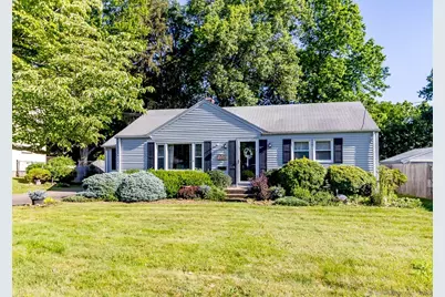 39 Mohawk Lane, Wethersfield, CT 06109 - Photo 1