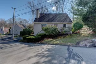 20 Copper Hill Dr, Guilford, CT 06437 - Photo 1