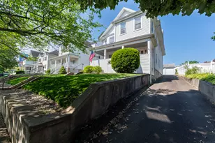 35 Hinckley Ave, Stamford, CT 06902 - Photo 1