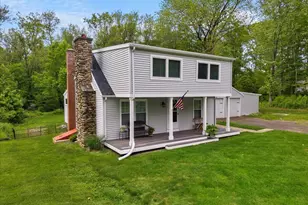 10 3rd Ave, Haddam, CT 06441 - Photo 1