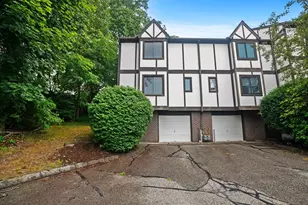 204 New Haven Ave, Derby, CT 06418 - Photo 1