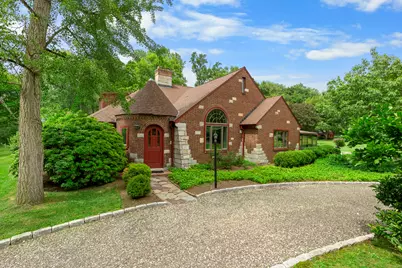 1180 Merwins Lane, Fairfield, CT 06824 - Photo 1