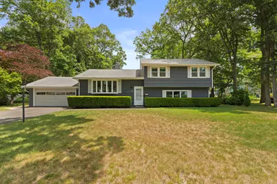 66 Oakwood Drive, North Haven, CT 06473 - Photo 1