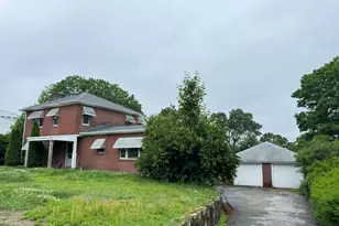 605 Laurel Hill Rd, Norwich, CT 06360 - Photo 1