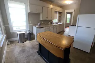 985 Whalley Ave, New Haven, CT 06515 - Photo 1