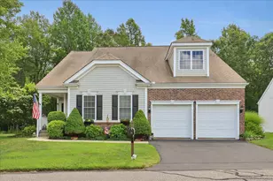 33 Wadsworth Ln, Wallingford, CT 06492 - Photo 1