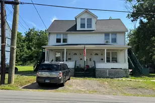 9 South St, Cromwell, CT 06416 - Photo 1