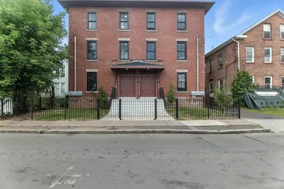 45 Squire Street, Hartford, CT 06106 - Photo 1