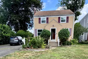 34 Federal St, West Hartford, CT 06110 - Photo 1