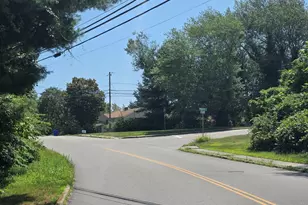 5 Bloomingdale Rd, Waterford, CT 06375 - Photo 1