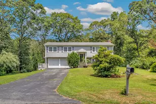 59 Laurel Wood Dr, Shelton, CT 06484 - Photo 1