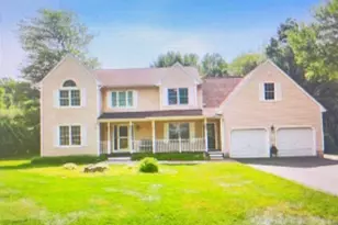 12 W Gate Rd, Farmington, CT 06032 - Photo 1