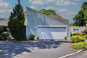 115 Harvest Cmns, Westport, CT 06880 - Photo 1