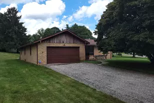 62 Rice Rd, Meriden, CT 06450 - Photo 1