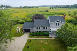 423 Whitfield St, Guilford, CT 06437 - Photo 1