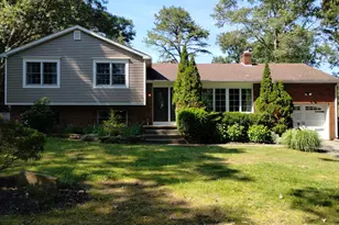 34 Taft St, Killingly, CT 06239 - Photo 1