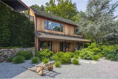 4 Good Hill Road, Weston, CT 06883 - Photo 1