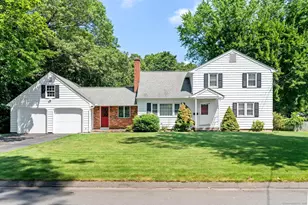 26 Roberts St, Windsor Locks, CT 06096 - Photo 1