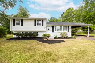 25 Birch Dr, Wallingford, CT 06492 - Photo 1