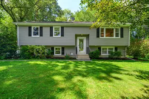 15 Sky Edge Ln, Bethel, CT 06801 - Photo 1