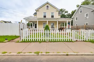 43 Birch St, Manchester, CT 06040 - Photo 1