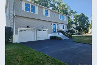 18 Newell Place, Fairfield, CT 06824 - Photo 1