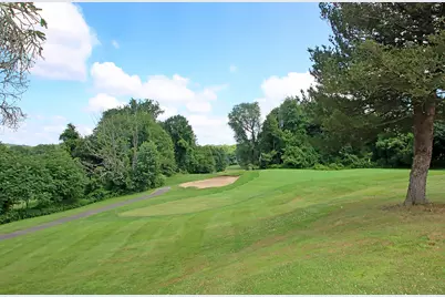 523 Treat Lane, Orange, CT 06477 - Photo 4