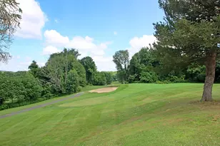 523 Treat Ln, Orange, CT 06477 - Photo 4