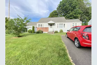 19 Dartmouth Lane, Danbury, CT 06810 - Photo 1