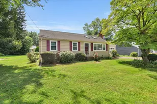 4 Allen St, Portland, CT 06480 - Photo 1