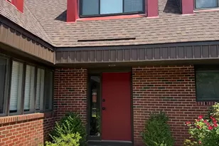 105 Montoya Dr, Branford, CT 06405 - Photo 1