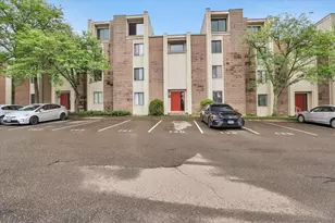 142 Burgundy Hill Ln, Middletown, CT 06457 - Photo 1