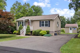 14 Hilltop Dr, New Fairfield, CT 06812 - Photo 1