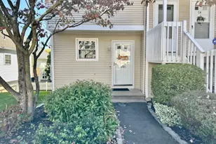 2390 State St, Hamden, CT 06517 - Photo 1