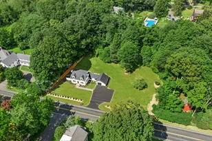 26 Dodgingtown Rd, Newtown, CT 06470 - Photo 1