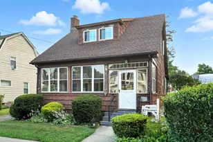 70 Glenbrook Ave, Hamden, CT 06514 - Photo 1