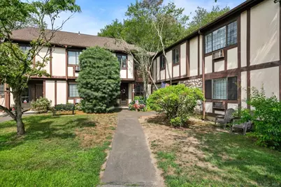 341 Foxwood Lane #341, Milford, CT 06461 - Photo 1