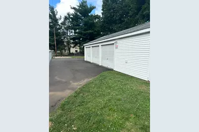 33 Helen Street, Hamden, CT 06514 - Photo 1