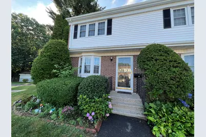 87 Salem Walk #87, Milford, CT 06460 - Photo 1