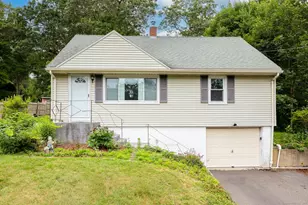 25 Hillside Dr, Groton, CT 06355 - Photo 1