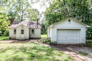 16 Oak St, New Fairfield, CT 06812 - Photo 1