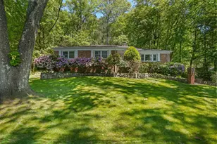 133 MacGregor Dr, Stamford, CT 06902 - Photo 1