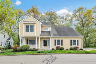 70 Maple Oak Dr, Stratford, CT 06614 - Photo 1