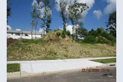 92 Warm Earth Road, Naugatuck, CT 06770 - Photo 1