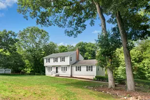 60 Oakwood Dr, Oxford, CT 06478 - Photo 1