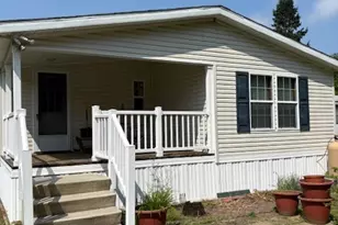 204 G St, Groton, CT 06340 - Photo 1