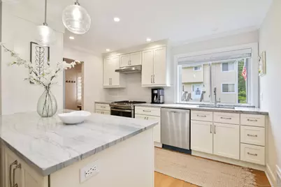 75 Cos Cob Avenue #APT 9, Greenwich, CT 06807 - Photo 1