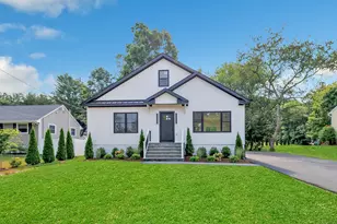 34 Wesley Dr, Trumbull, CT 06611 - Photo 1