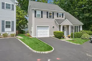 115 Top Gallant Rd, Stamford, CT 06902 - Photo 1