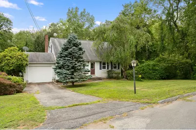 215 Park Avenue, Colchester, CT 06415 - Photo 1